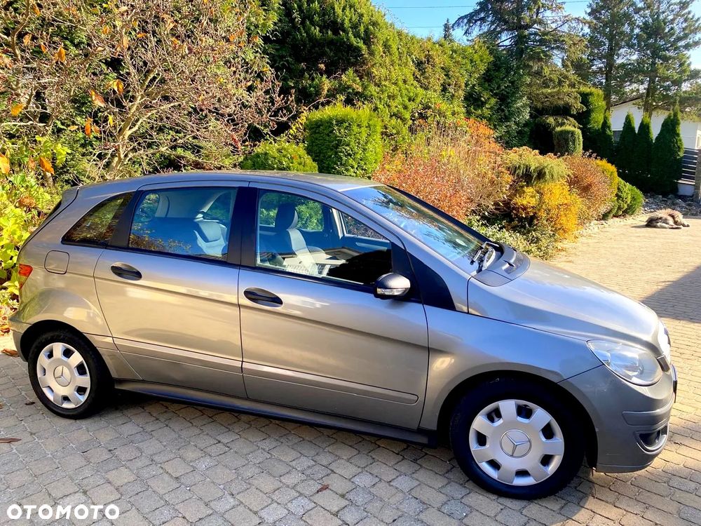 Mercedes-Benz Klasa B - 21