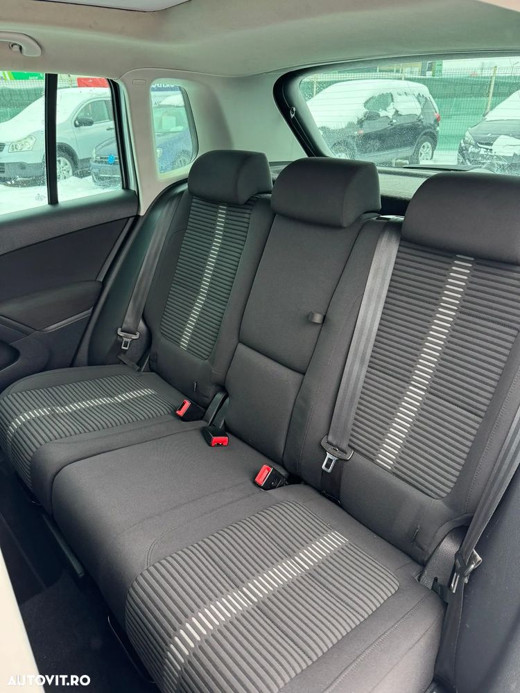 Volkswagen Tiguan 2.0 TDI DPF 4Motion DSG Sport & Style - 26