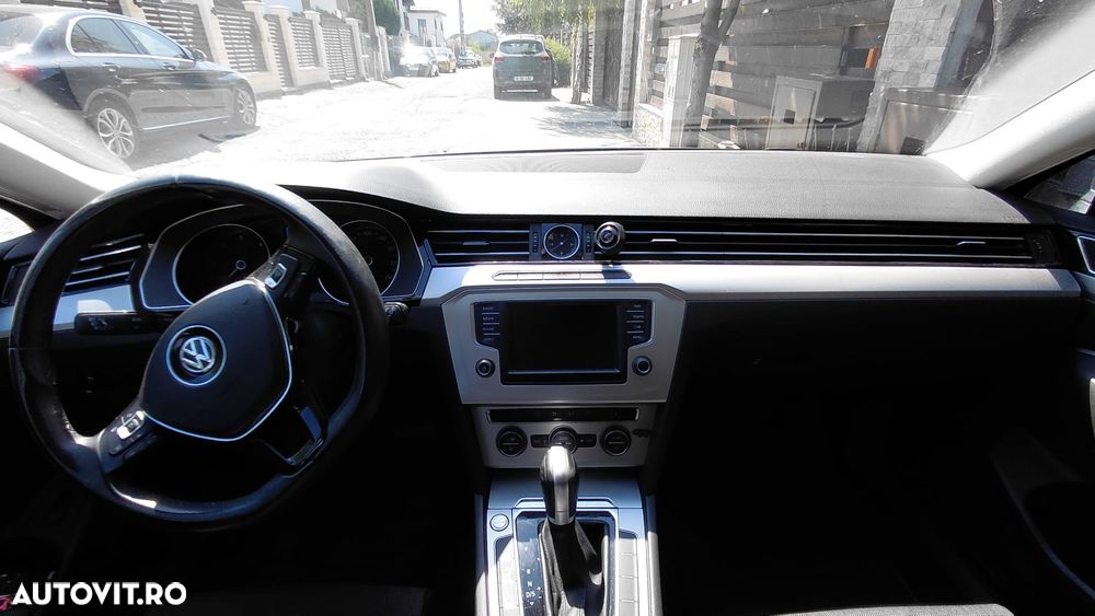 Volkswagen Passat 1.6 TDI (BlueMotion Technology) DSG Comfortline - 14