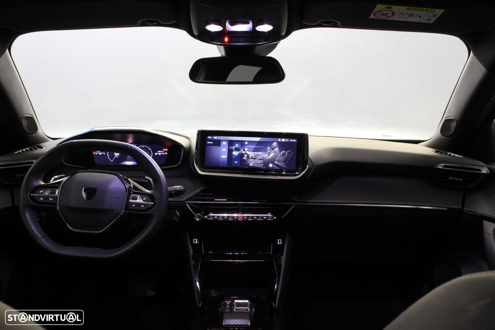 Peugeot 2008 - 18