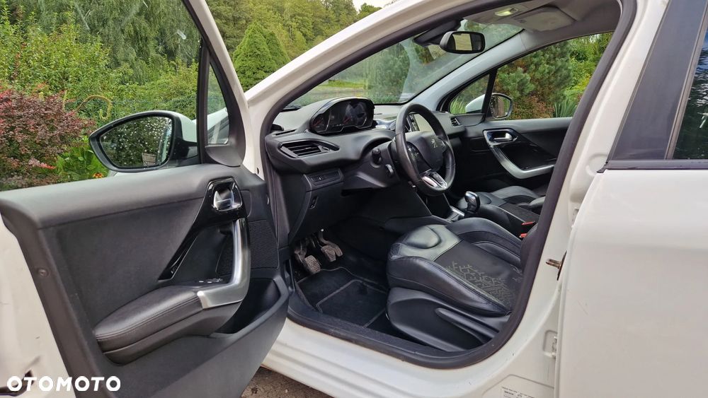 Peugeot 208 1.4 HDi Active - 5