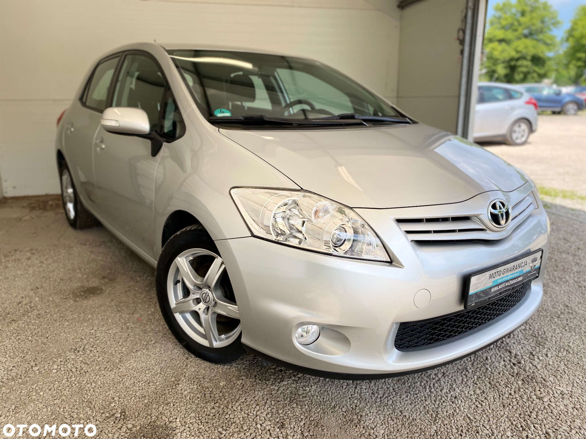 Toyota Auris 1.6 Luna - 28