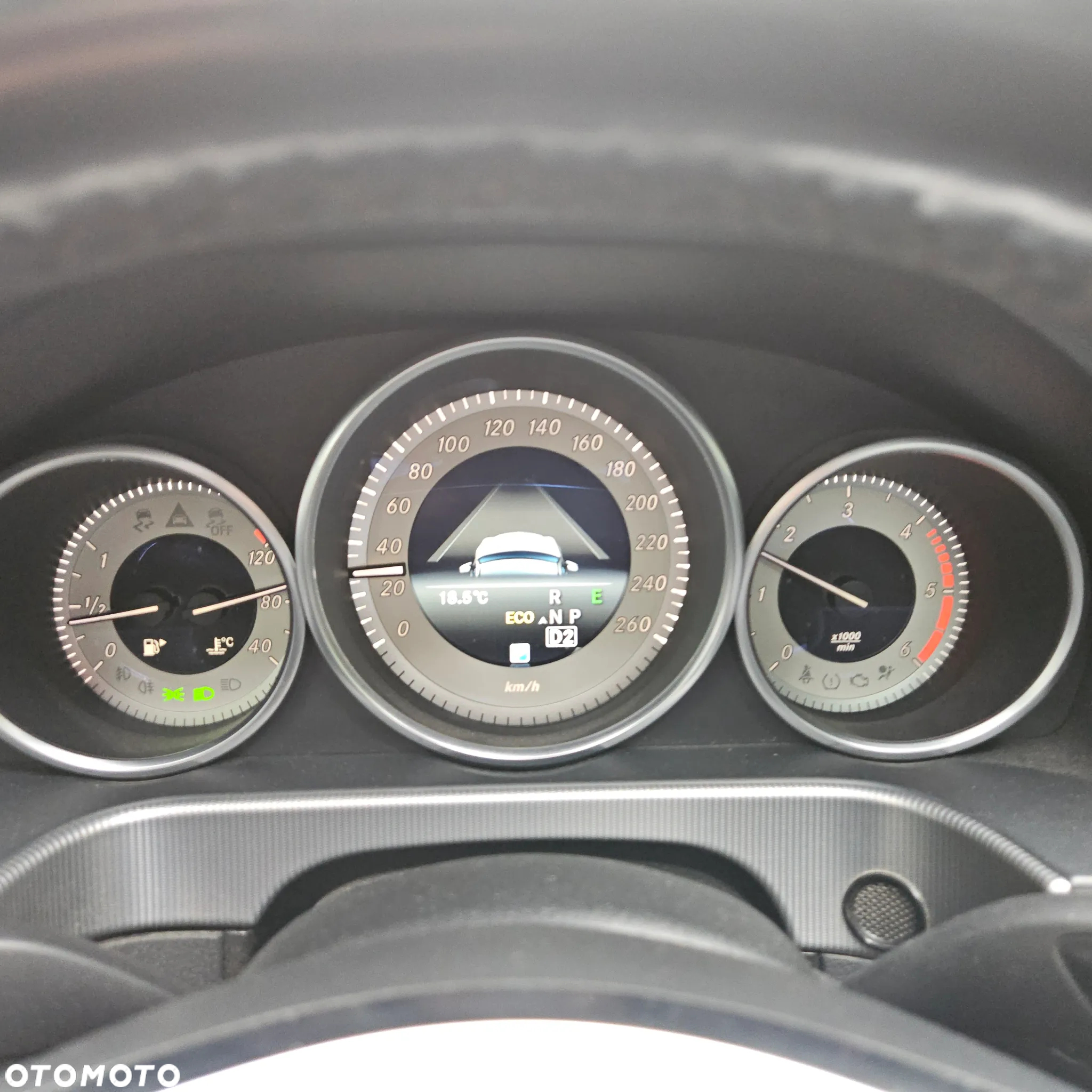 Mercedes-Benz Klasa E 250 CDI 4-Matic Avantgarde - 29