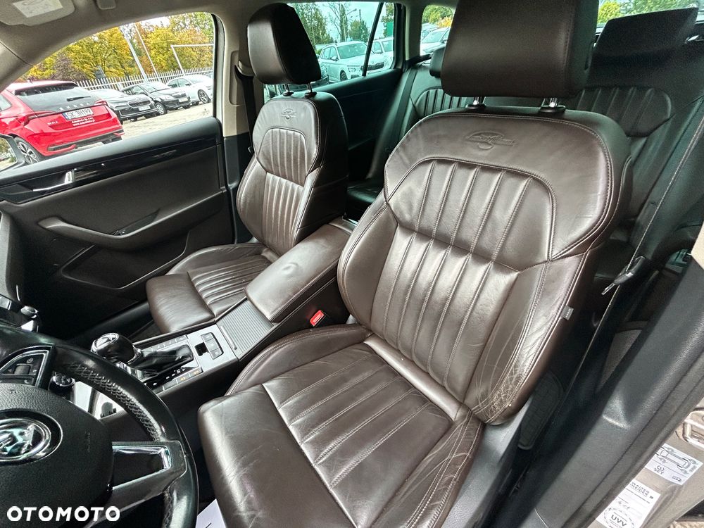 Skoda Superb 2.0 TDI L&K DSG - 8