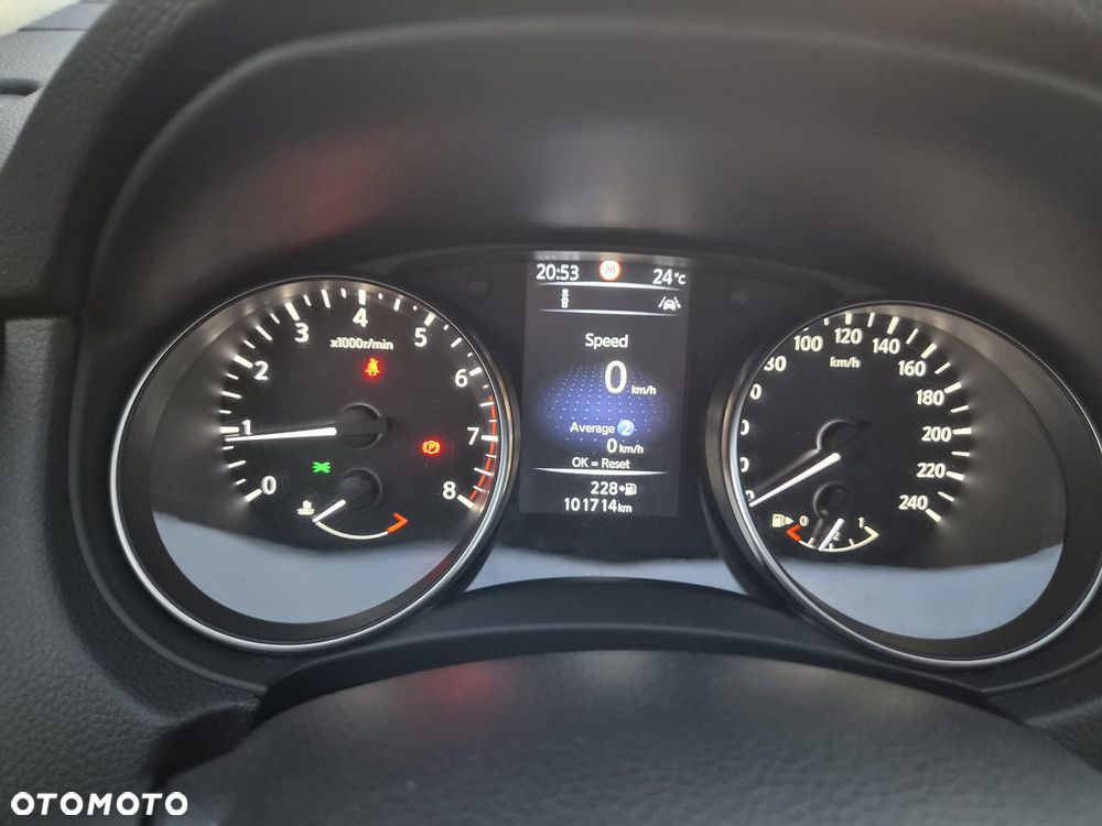 Nissan Qashqai 1.6 DIG-T N-Connecta - 24