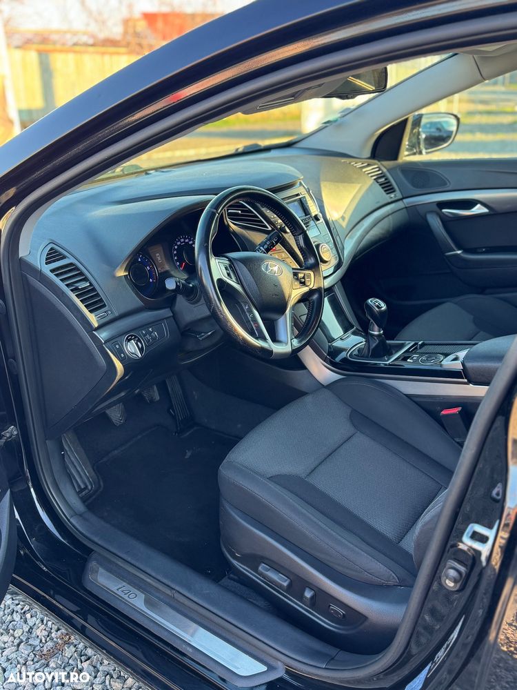 Hyundai i40 i40cw 1.7 CRDi Premium - 8