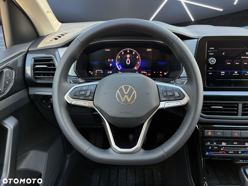 Volkswagen T-Cross - 14