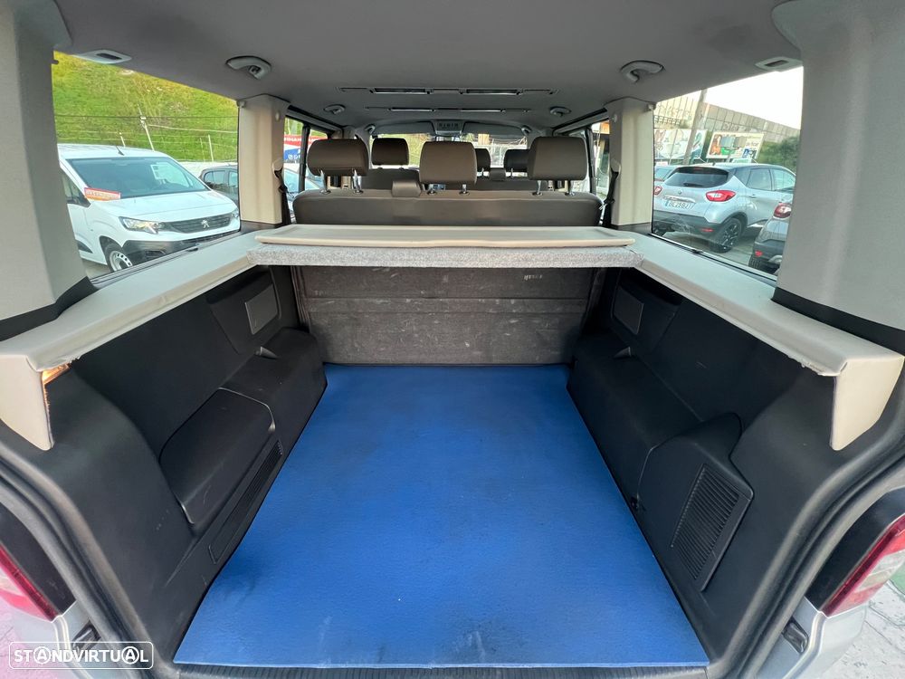 VW Caravelle 2.5 TDi Extra AC 6L - 11