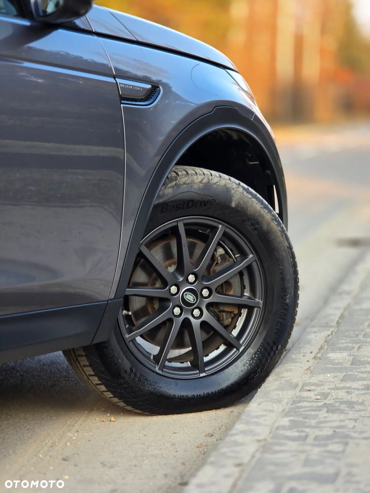 Land Rover Discovery Sport - 38