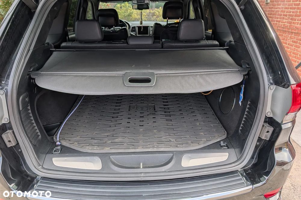 Jeep Grand Cherokee 3.6 V6 Summit - 22