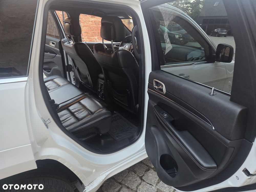 Jeep Grand Cherokee - 10