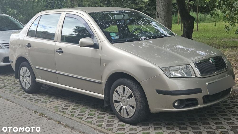 Skoda Fabia 1.4 16V Ambiente - 5