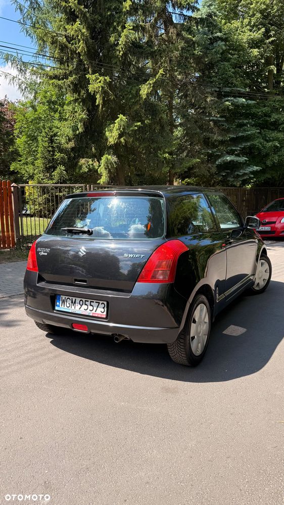 Suzuki Swift - 3