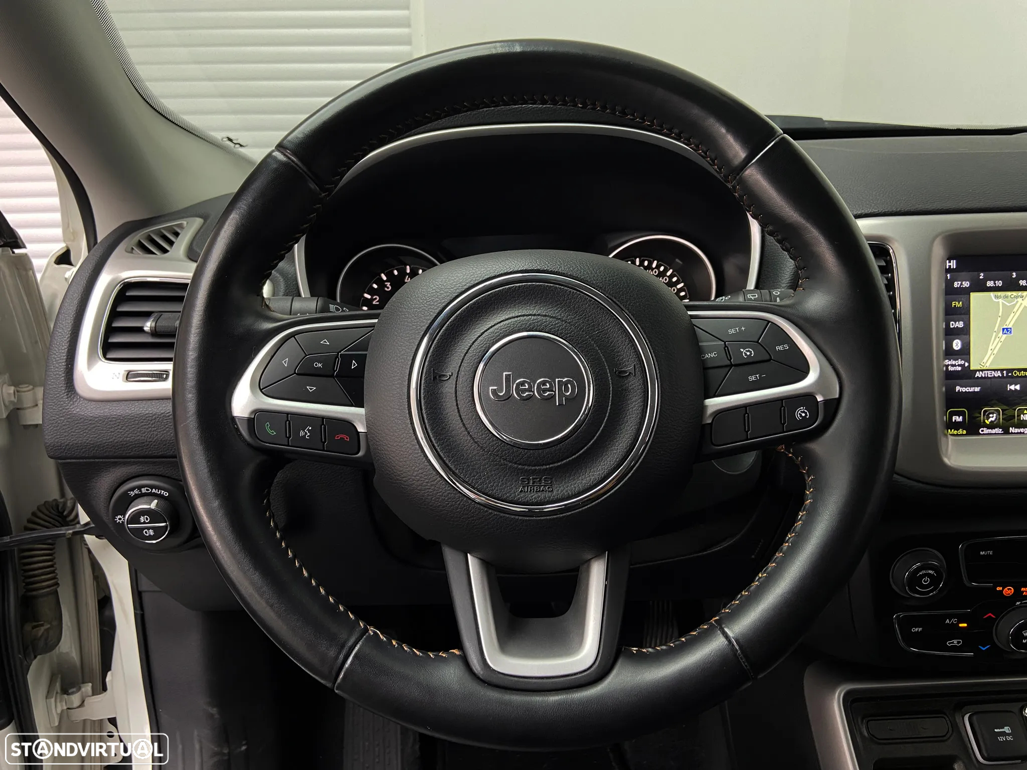 Jeep Compass 1.3 T Longitude - 14