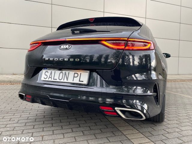 Kia ProCeed - 10