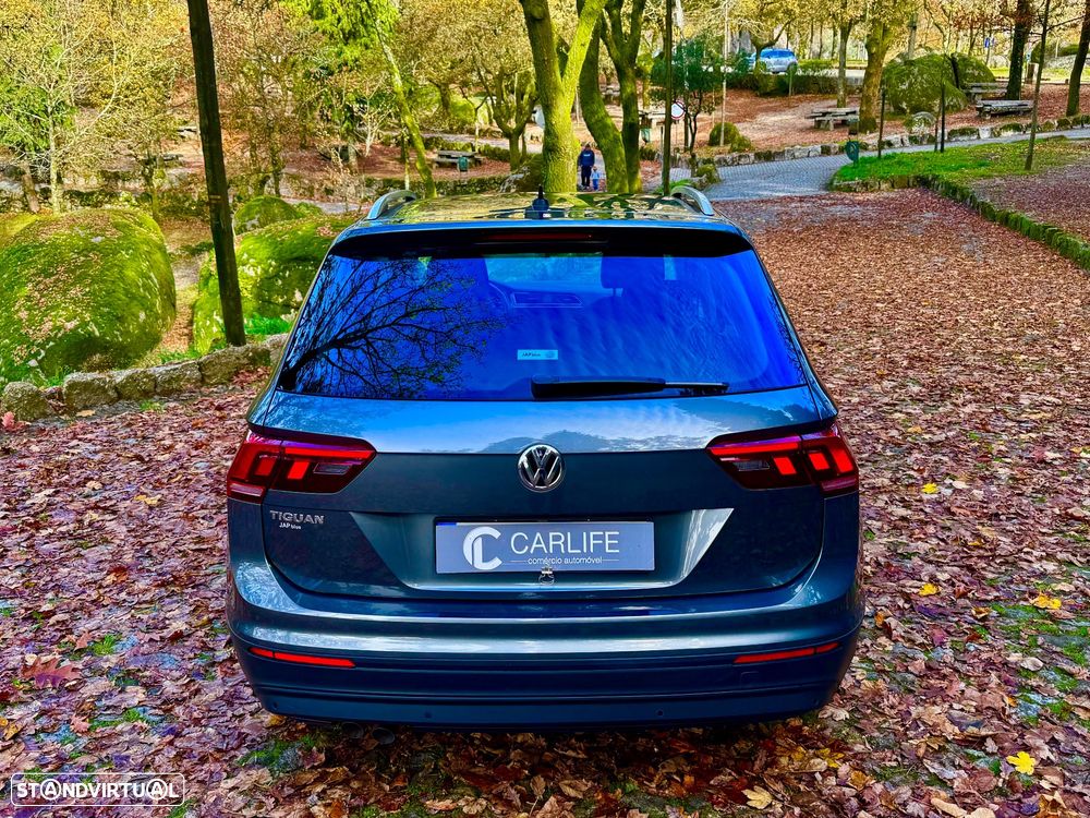 VW Tiguan 1.6 TDI Trendline - 24