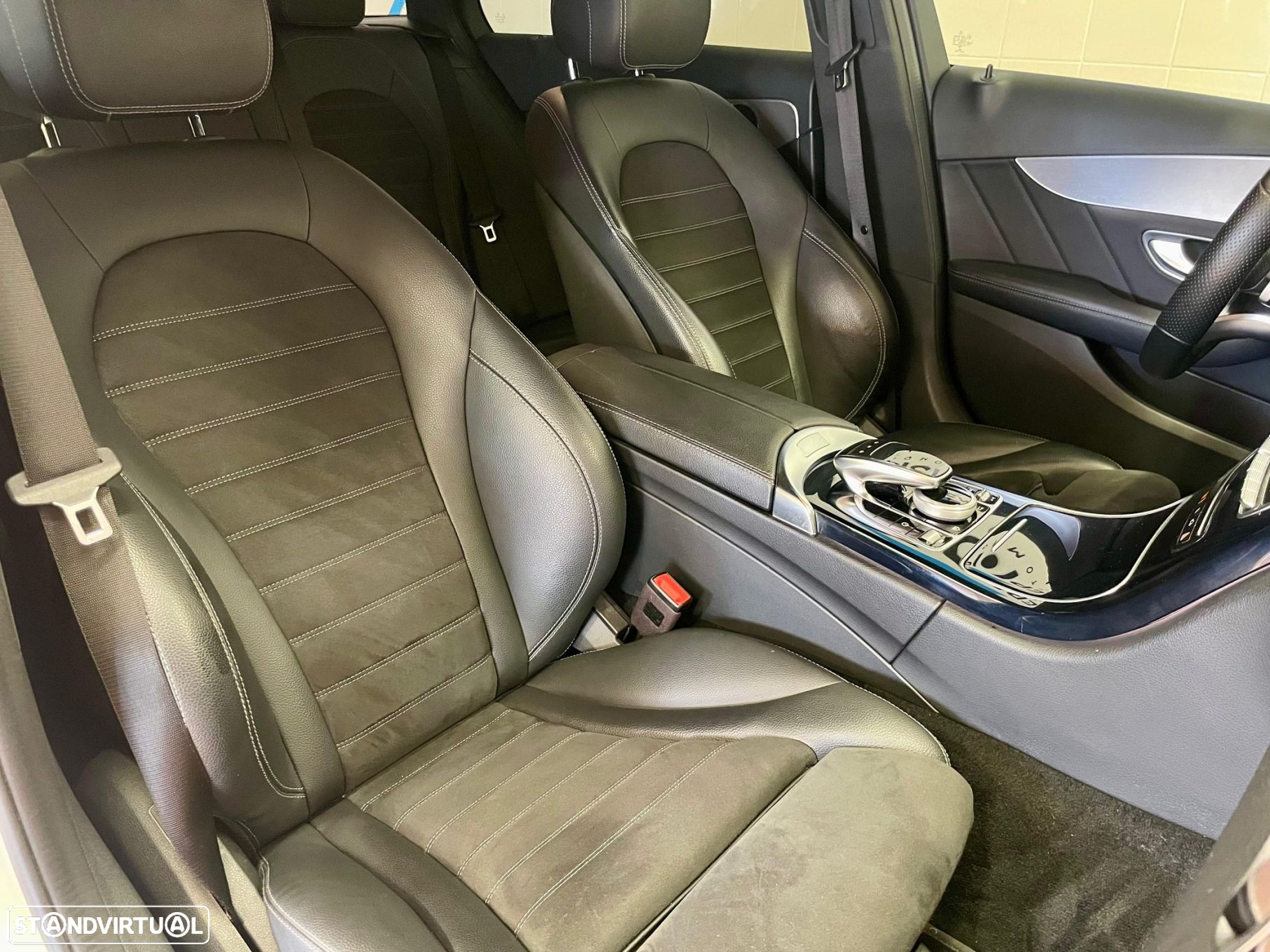 Mercedes-Benz C 300 de AMG Line - 35