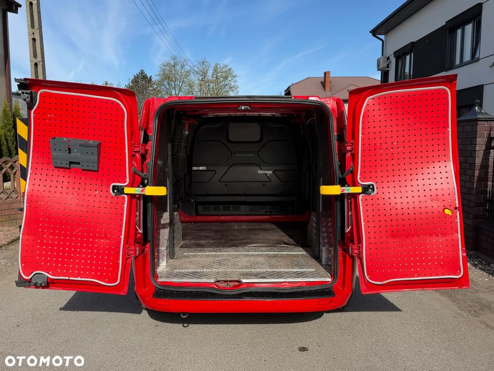 Ford TRANSIT CUSTOM - 29