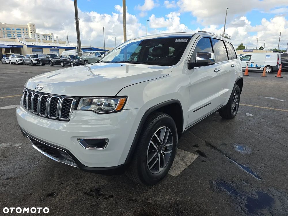 Jeep Grand Cherokee - 1