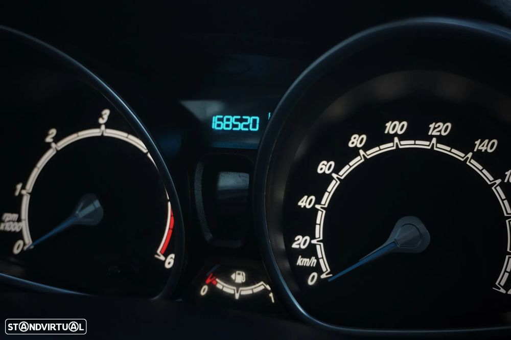 Ford Fiesta 1.5 TDCi Titanium - 24