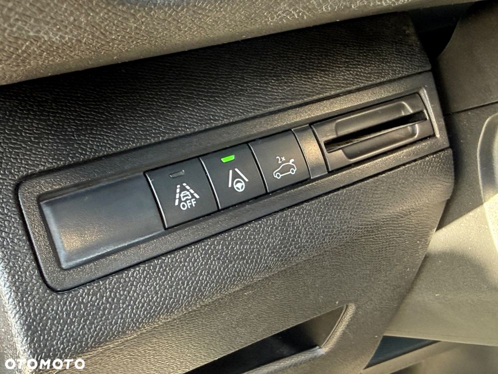 Peugeot 3008 2.0 BlueHDi GT S&S EAT8 - 20