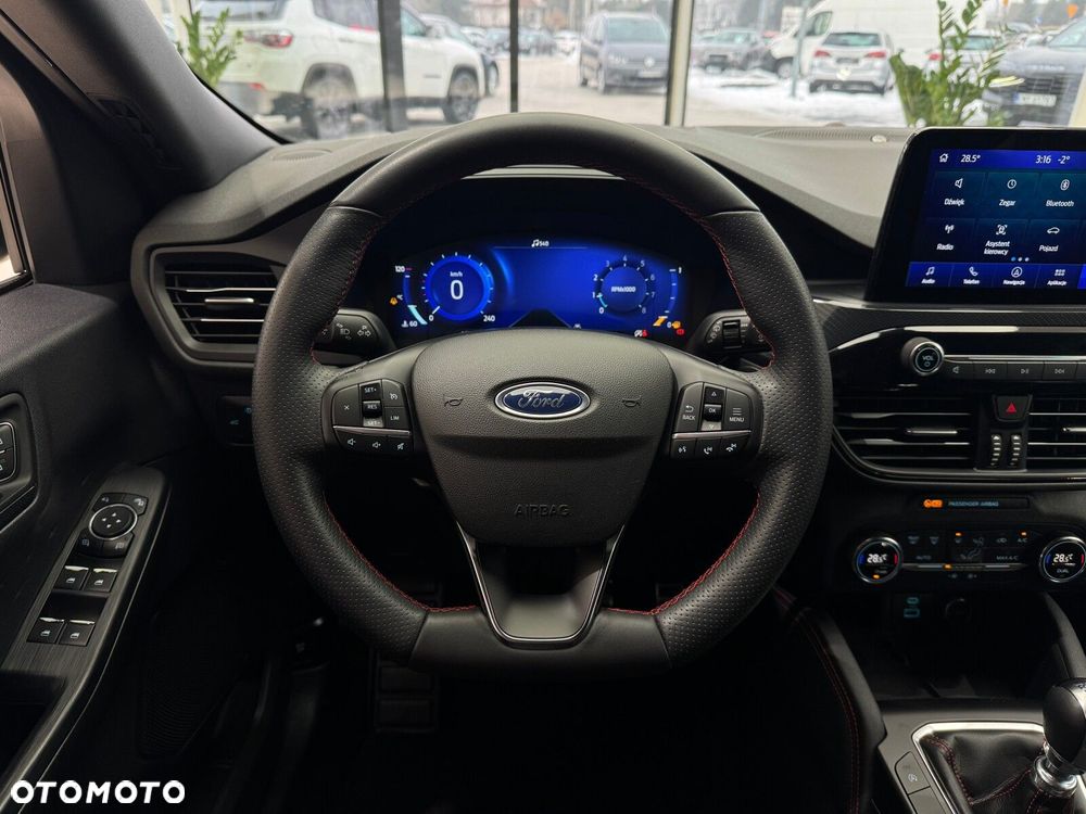 Ford Kuga 1.5 EcoBoost FWD ST-Line X - 14