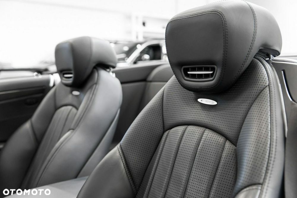 Mercedes-Benz SL 63 AMG SPEEDSHIFT MCT - 35
