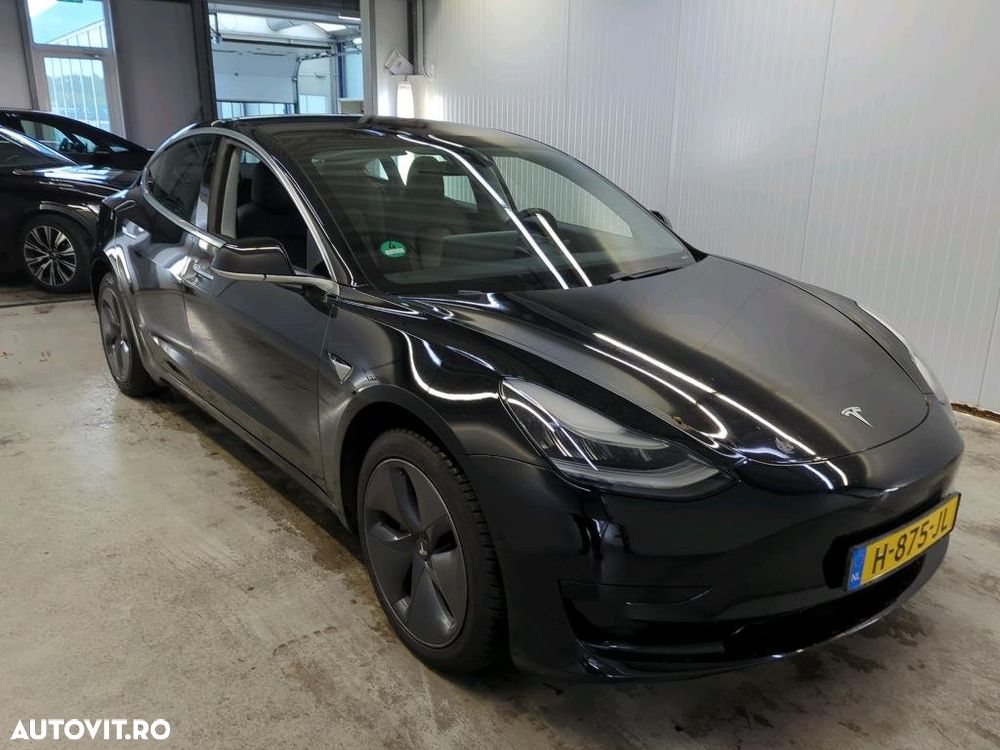 Tesla Model 3 Standard Reichweite Plus Hinterradantrieb - 1