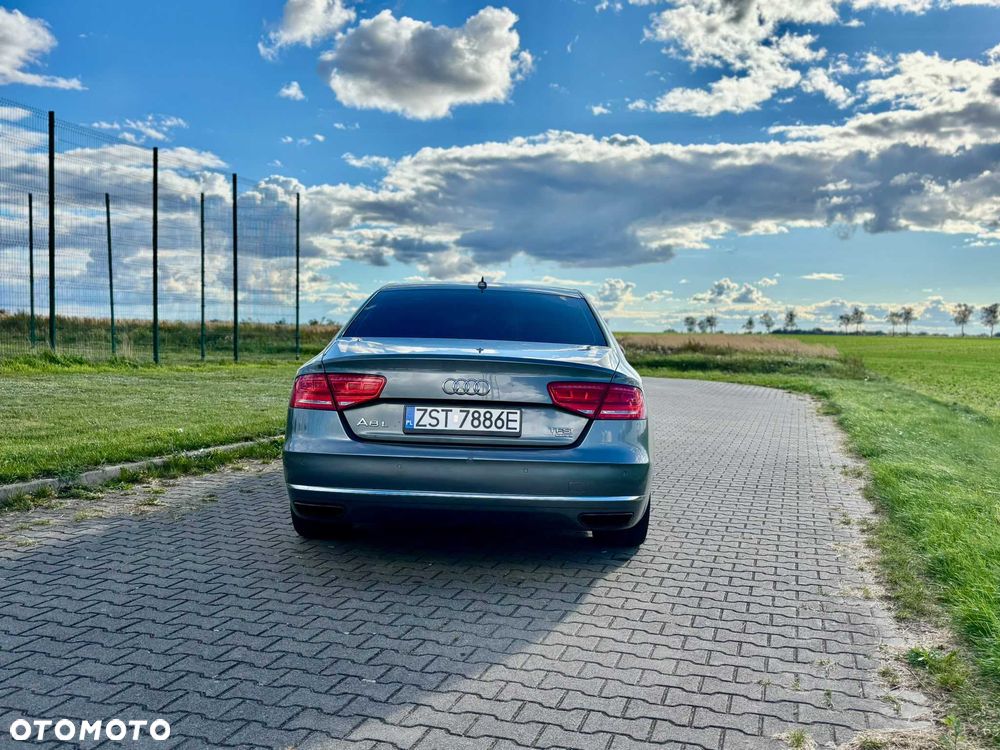 Audi A8 - 5