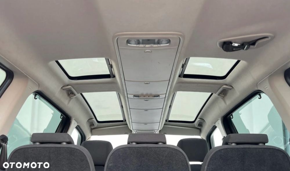 Ford Galaxy - 5
