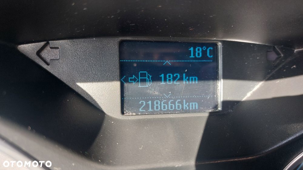 Ford Grand C-MAX - 8