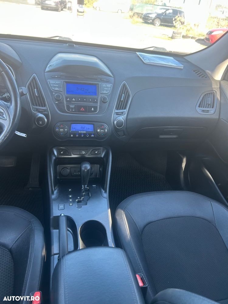 Hyundai ix35 2.0 CRDI 4WD Automatik Trend - 17