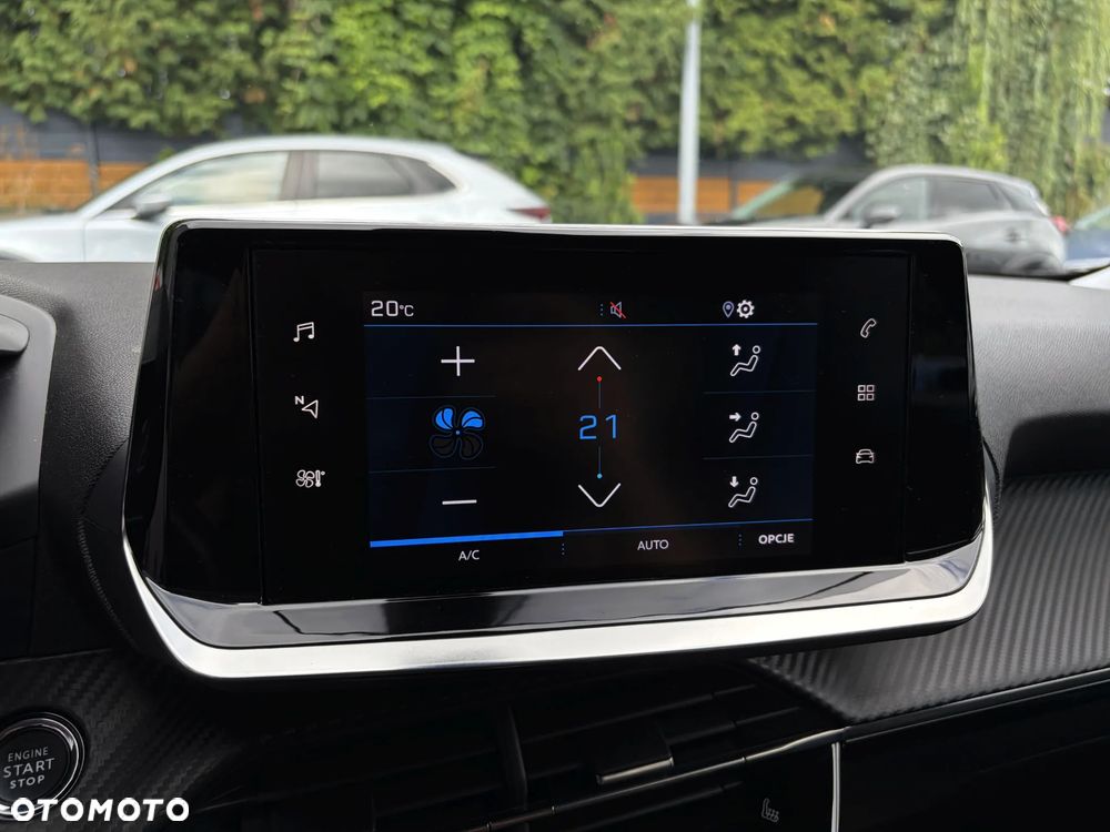 Peugeot 2008 1.2 PureTech Allure Pack S&S - 26