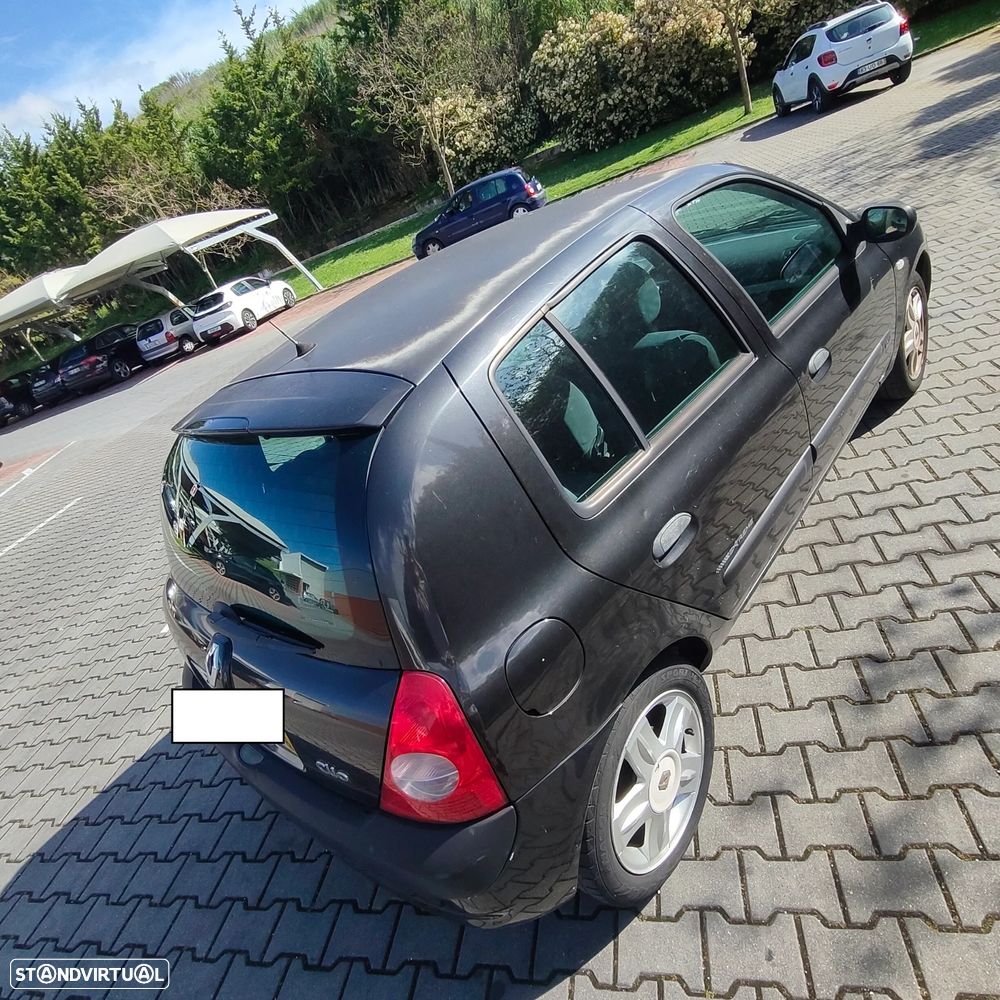 Renault Clio 1.2 16V SE Extreme - 7