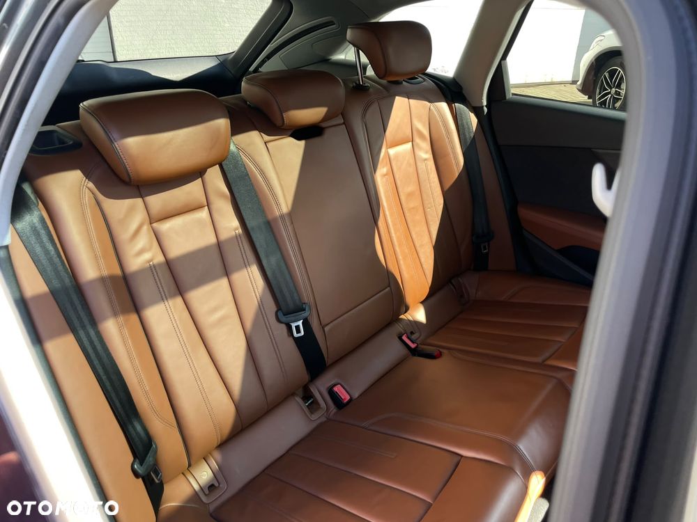 Audi A4 Avant 35 TDI Sport S tronic - 17