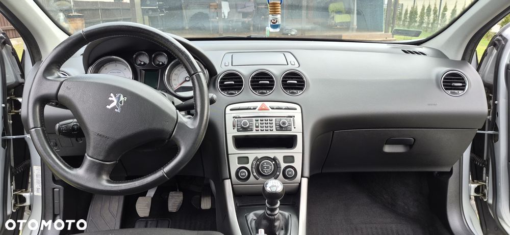 Peugeot 308 1.6 HDi Premium - 17