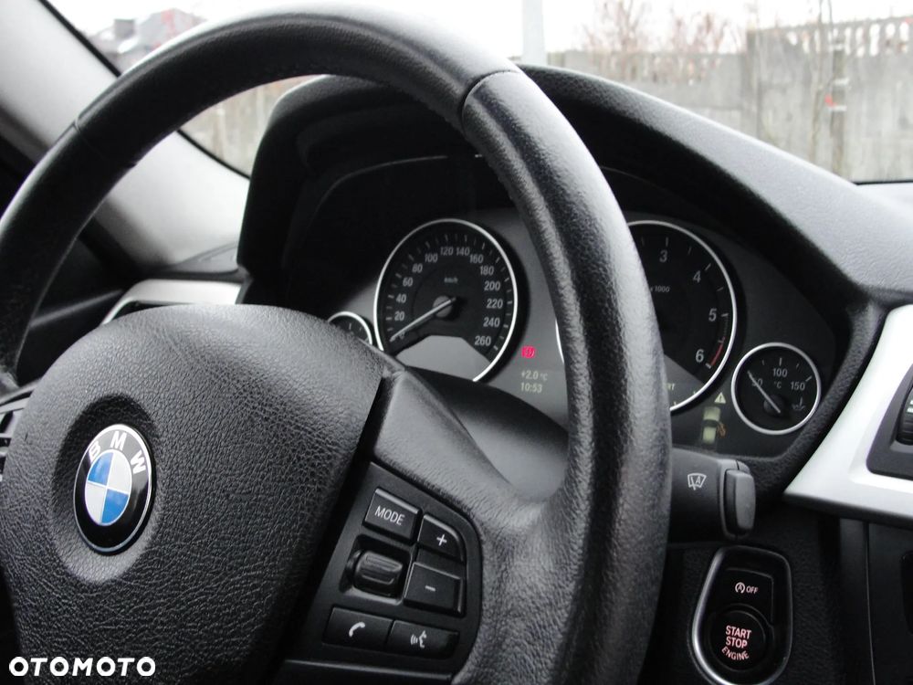 BMW Seria 3 318d DPF Edition Lifestyle - 19