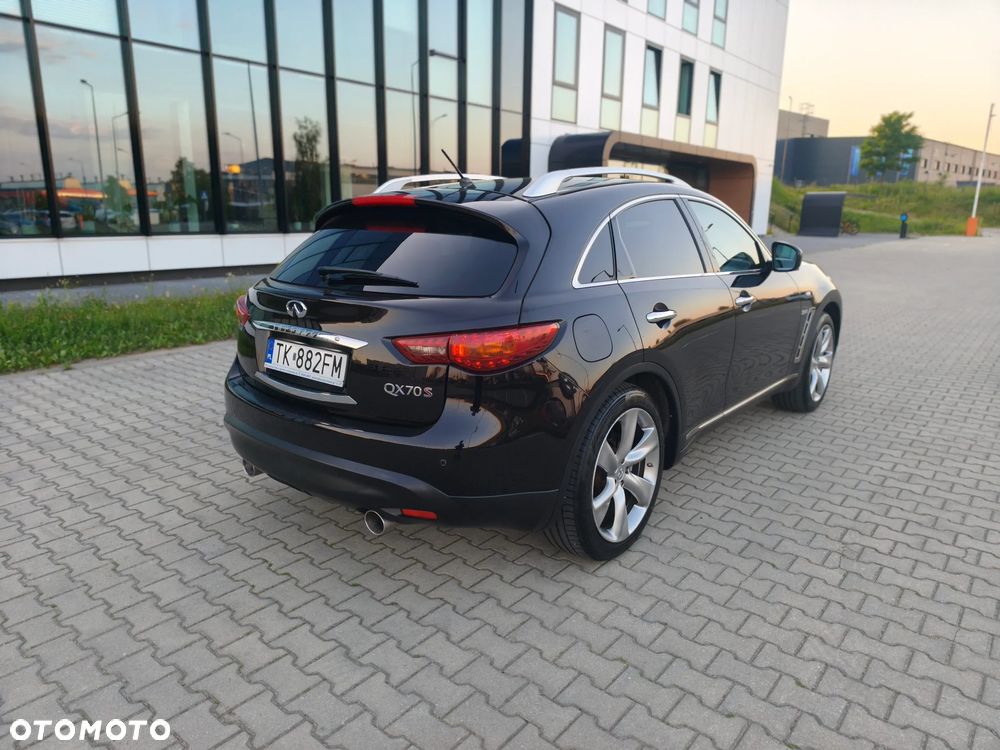 Infiniti QX70 3.0d S Premium - 4