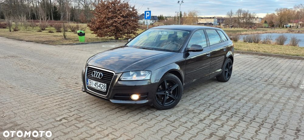 Audi A3 Sportback - 3