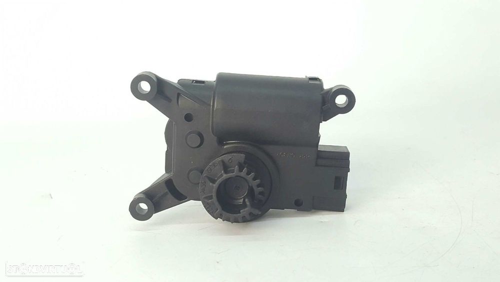 MOTOR DA ABERTURA DAS CONDUTAS DO CLIMATIZADOR AUDI A3 SPORTBACK (8VA) ATTRACTIO... - 4