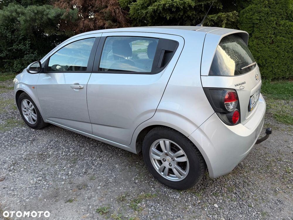 Chevrolet Aveo 1.4 16V LT - 3