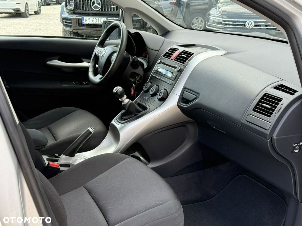 Toyota Auris 1.6 Active - 18
