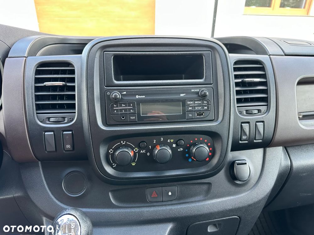 Renault Trafic - 28