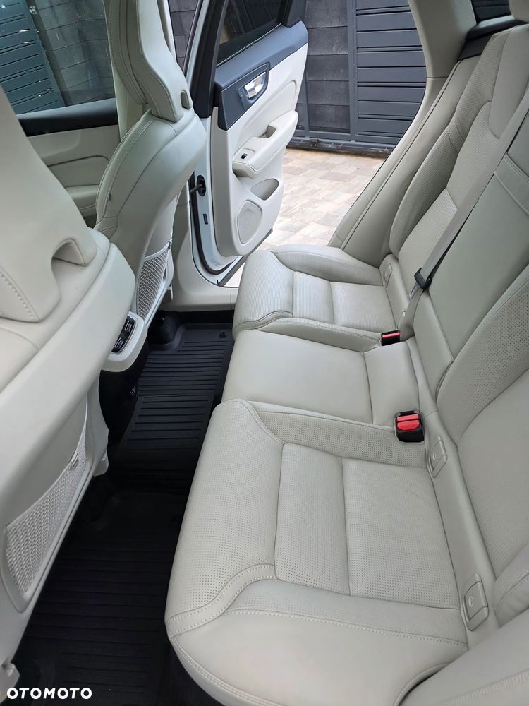Volvo XC 60 T6 AWD Geartronic Inscription - 8
