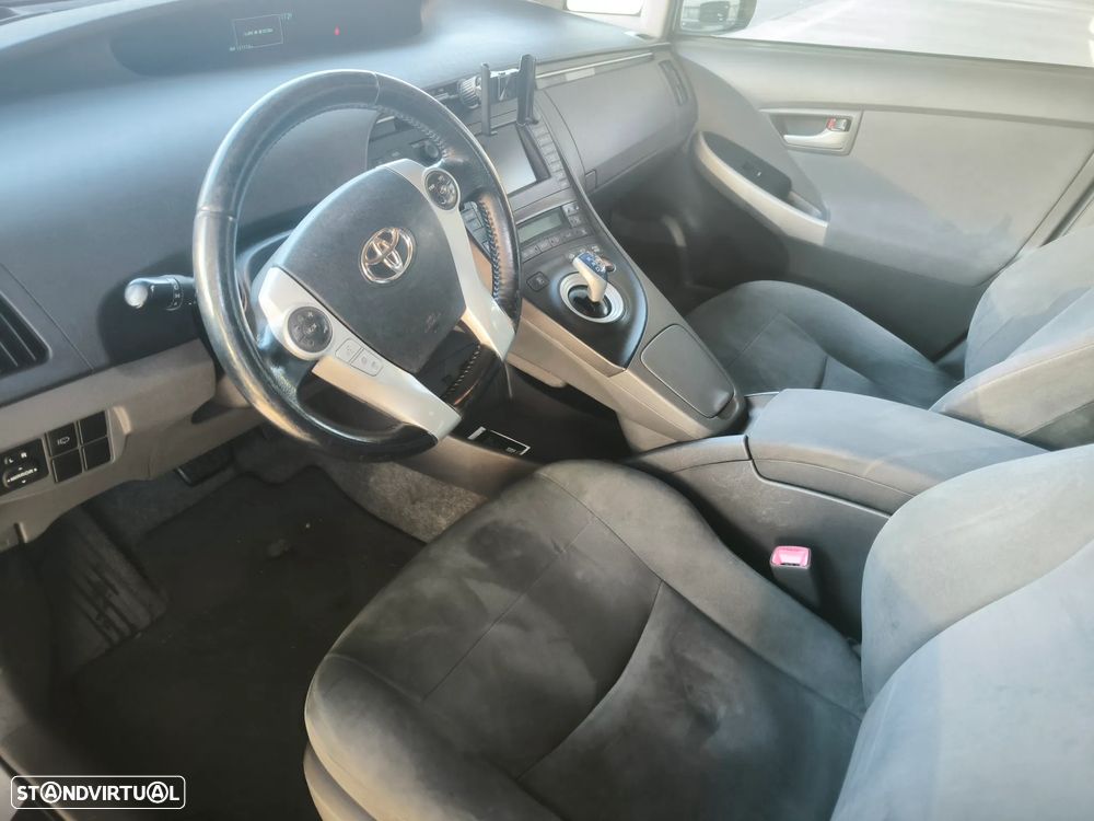 Toyota Prius 1.8 Premium+GPS - 3