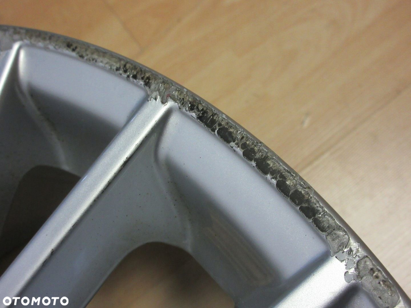 AUDI TT felga aluminiowa 18 cali 8S0601025D ET50 - 3