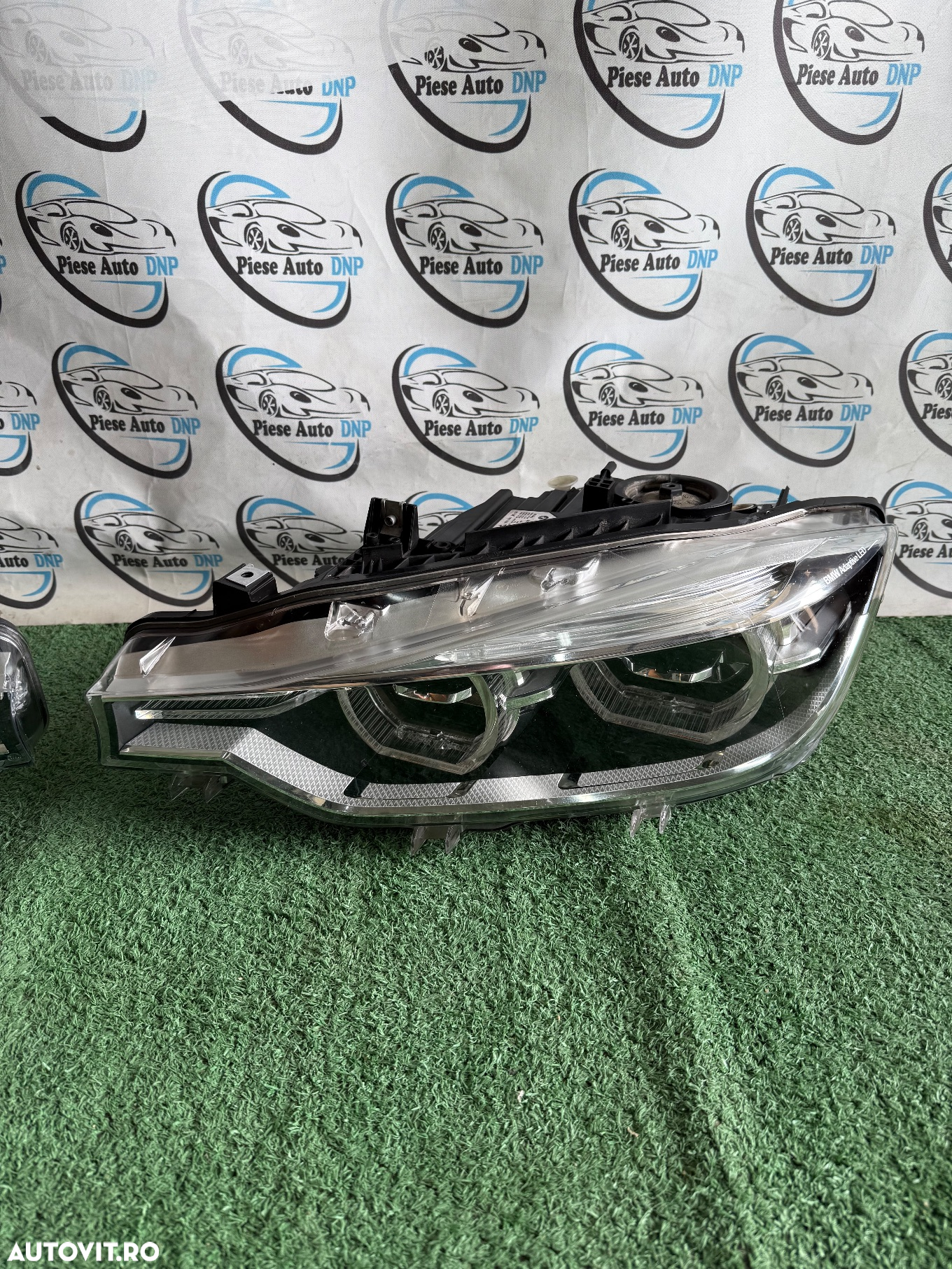 Far stanga dreapta Bmw seria 3 F30 F31 Adaptive Led - 2