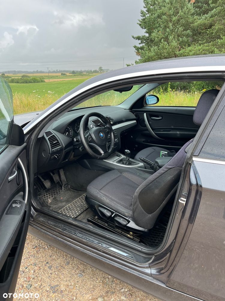 BMW Seria 1 118d - 11