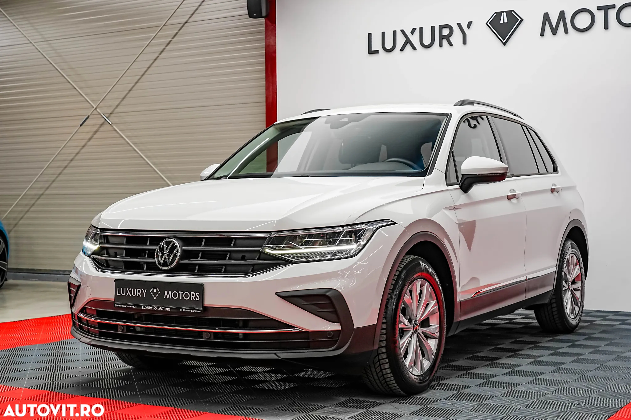 Volkswagen Tiguan 2.0 TDI DPF DSG Comfortline - 27