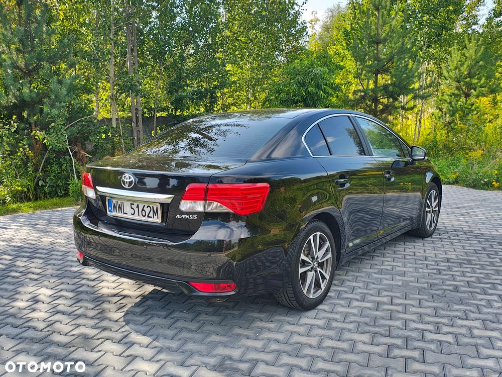 Toyota Avensis - 9